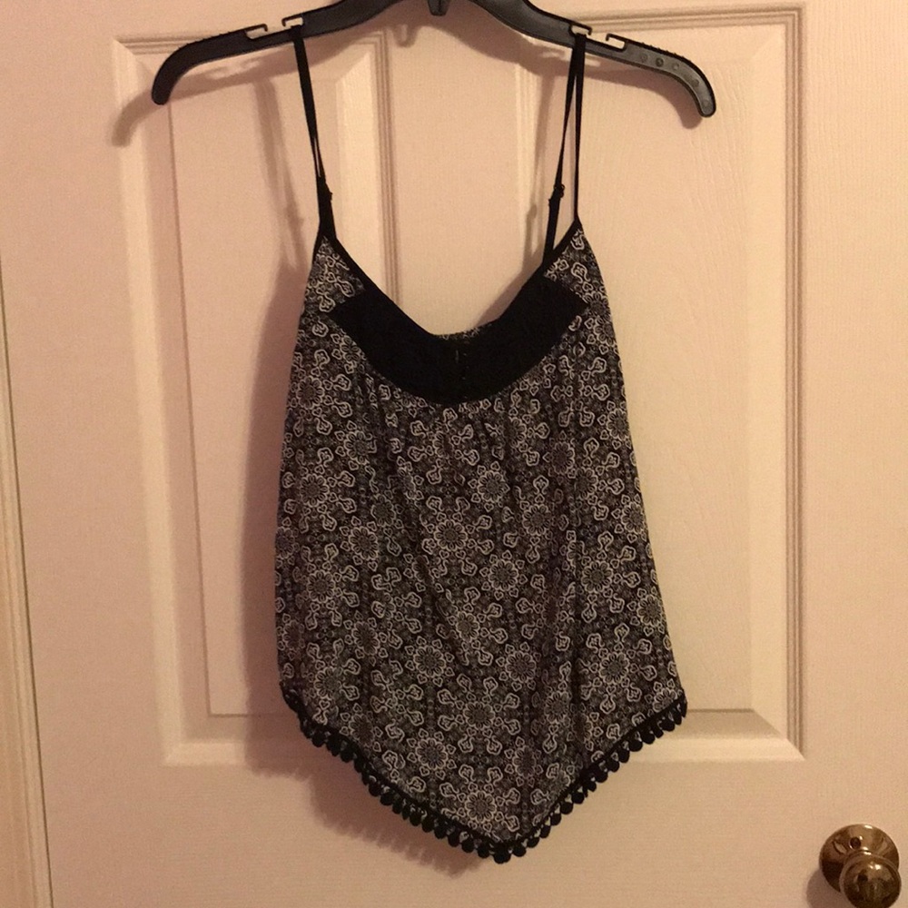 Black and white patterned tank top